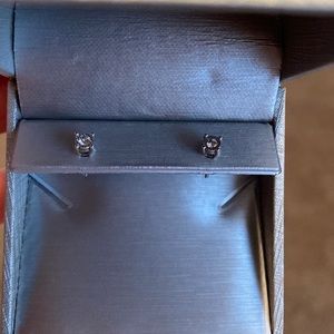 1/10 CT Diamond Earrings